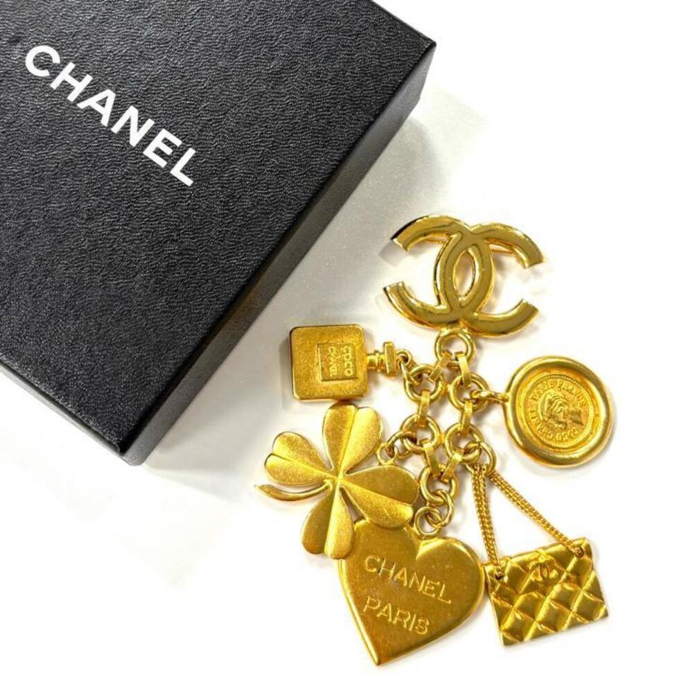 CHANEL Vintage Gold Logo Brooch - Picture 1 of 8